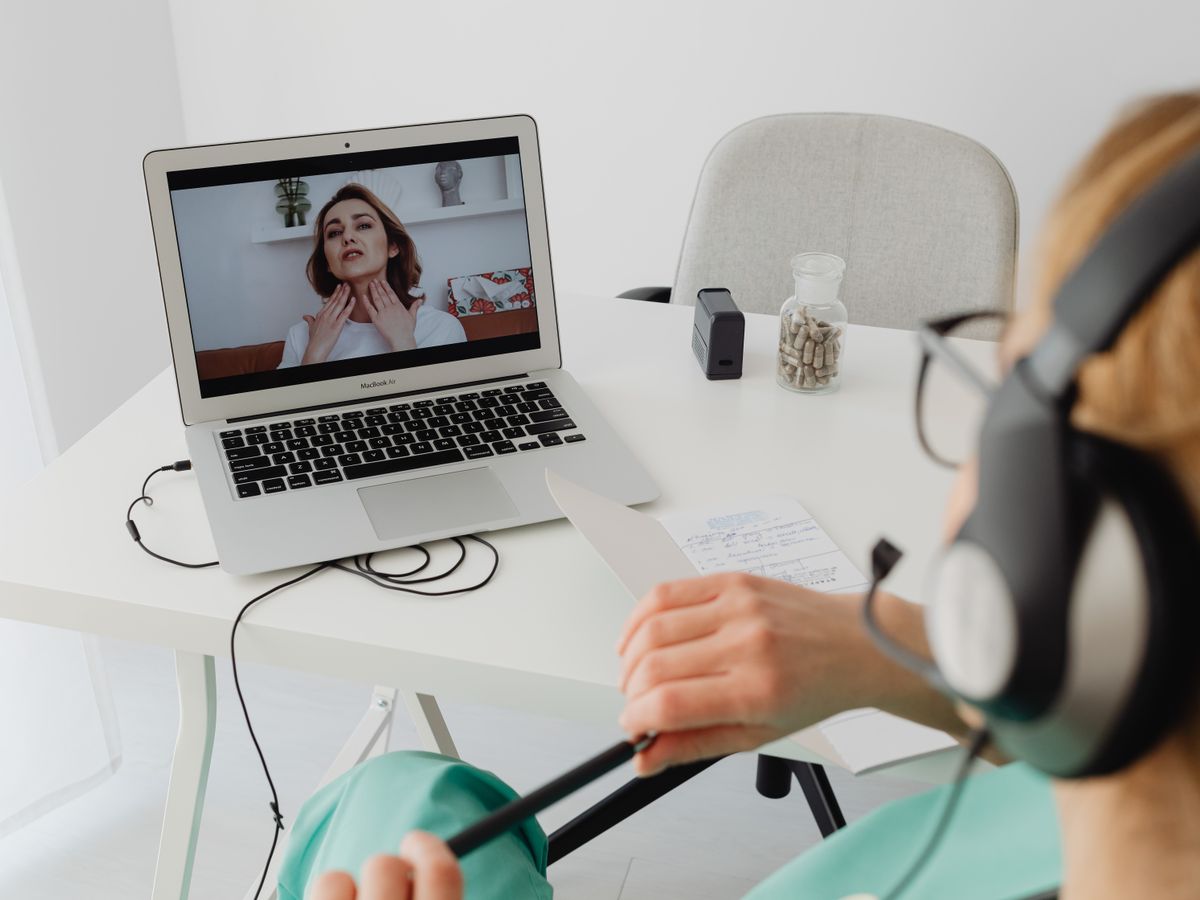 Clinician holding an online consultation